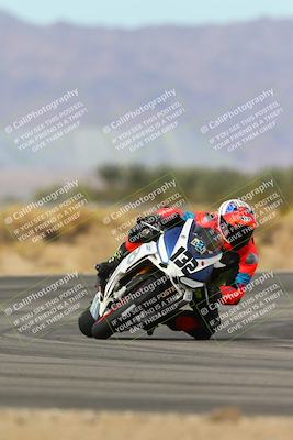 media/Feb-07-2025-CVMA Friday Practice (Fri) [[7034960ba2]]/3-Racer 3-NRS/Session 4 (Turn 16)/
